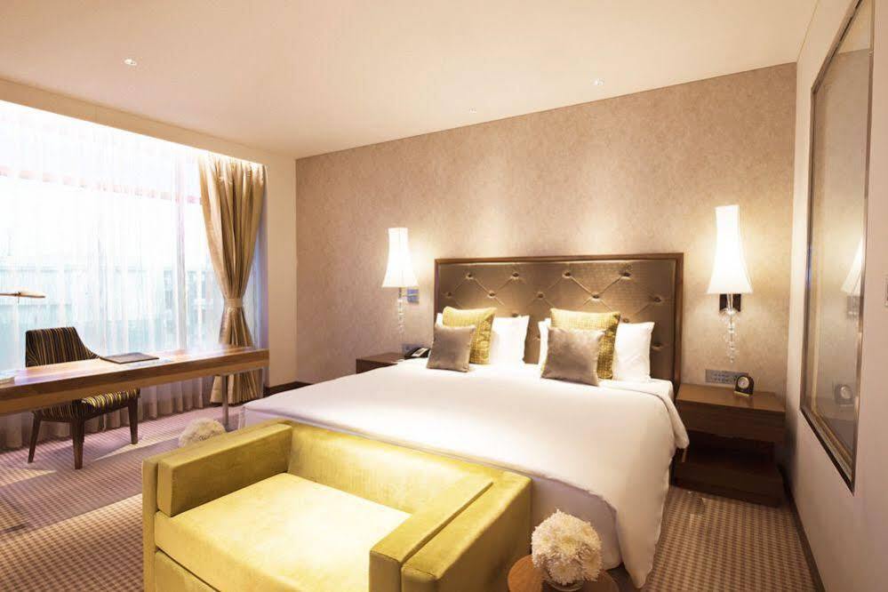 Hotel Taj Swarna, Amritsar Exteriér fotografie Deluxe Room